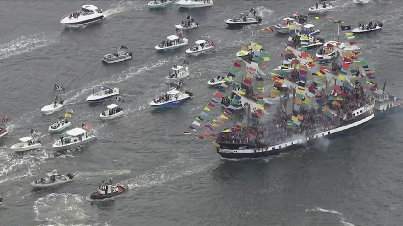 Pirates invade Florida for the Gasparilla Pirate Festival - KYMA